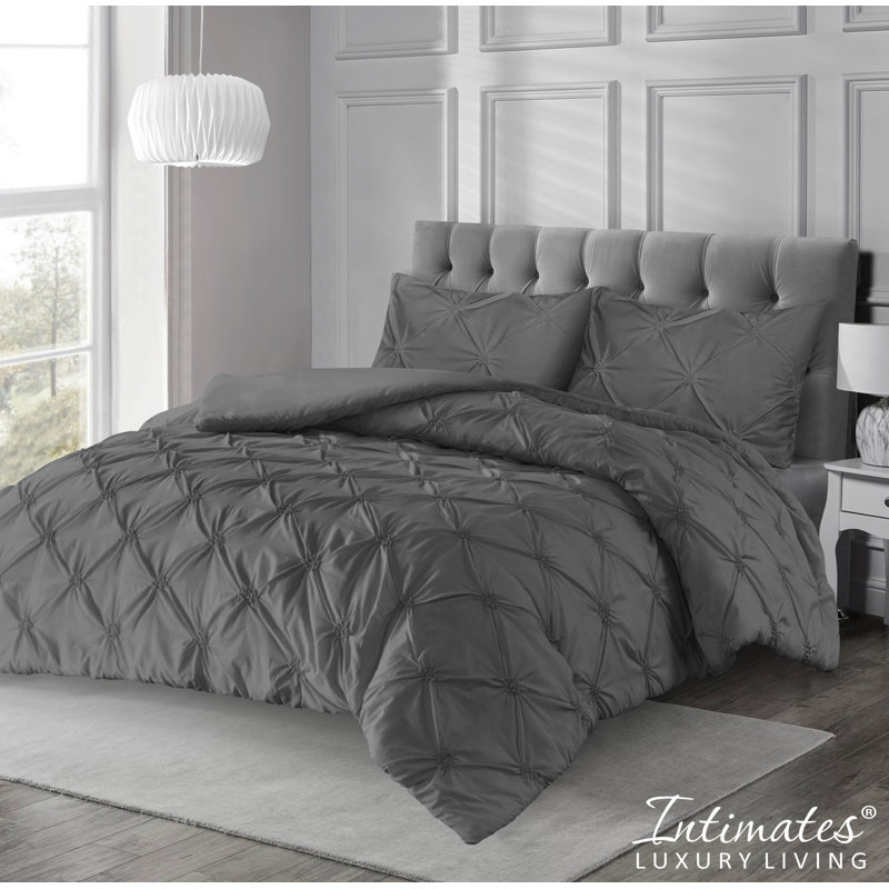 Suki Duvet Cover Set, Double Duvet Cover Set + 1 Additional Pieces, White