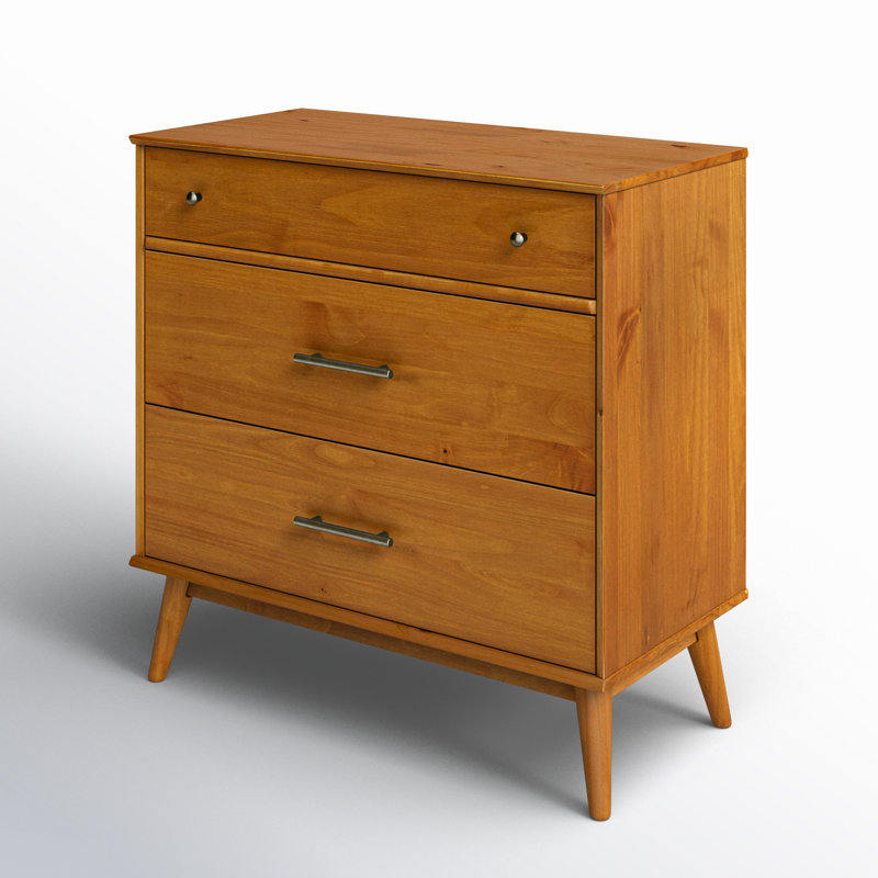 Ashlie 3 Drawer 36" W Wood Dresser, Castanho