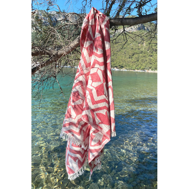 Premium Fouta Beach Towel, 100% Cotton, 35.4 x 67.0 inches | High Water Absorbent, Soft and Lightweight, 7.5 oz/sq ft | Machine Washable, Vibrant Red Color | Perfect for Beach, Pool, and Spa Use