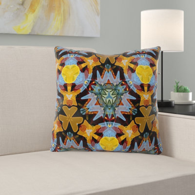 Coussin abstrait