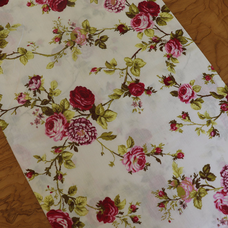 Vintage Floral Large Roses Print Table Runner, 12" x 60"