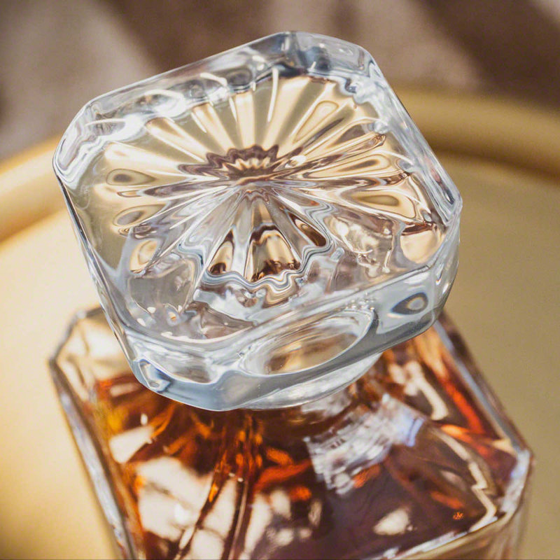 Carson personnalisé 26 oz. Carafe à whisky, Oui