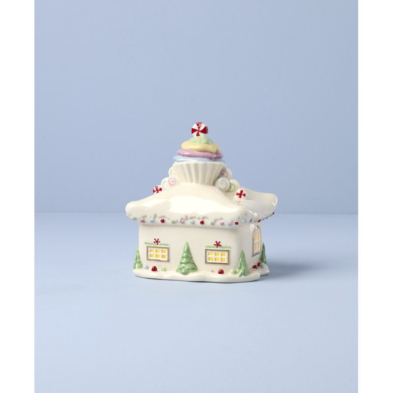 Who-Ville Sweet Shop Lit Figurine