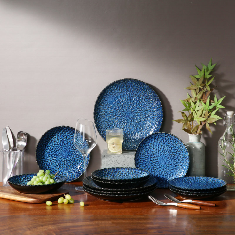 Kmart Christmas Dining Set Christmas Dinner Kmart White Dinner Set