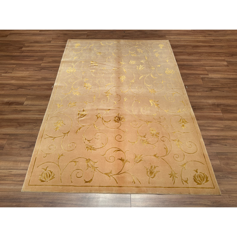 Original Hand Knotted Traditional Pattern Pastel Wool Rug