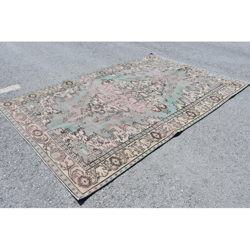 Tapis turc rétro de style bohémien à décor oriental avec motif floral complexe beige et vert