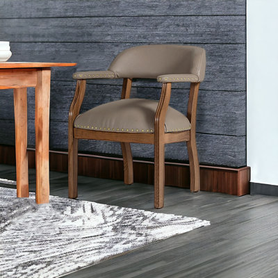 Chaise de salle à manger avec accoudoirs cloutés en taupe