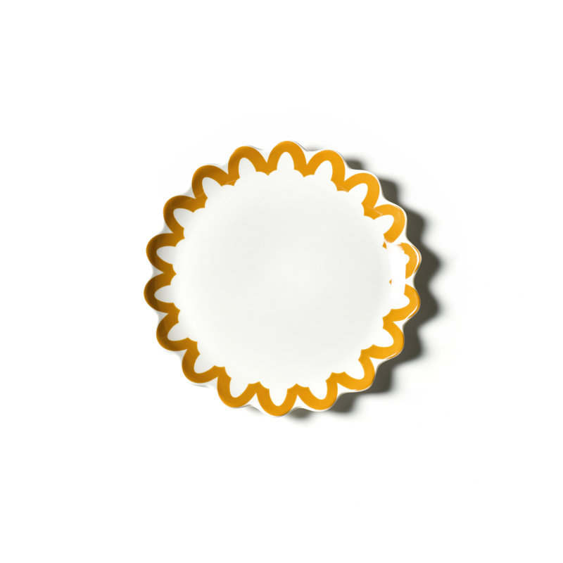 Assiette plate en laiton à garniture arabesque festonnée, Jaune