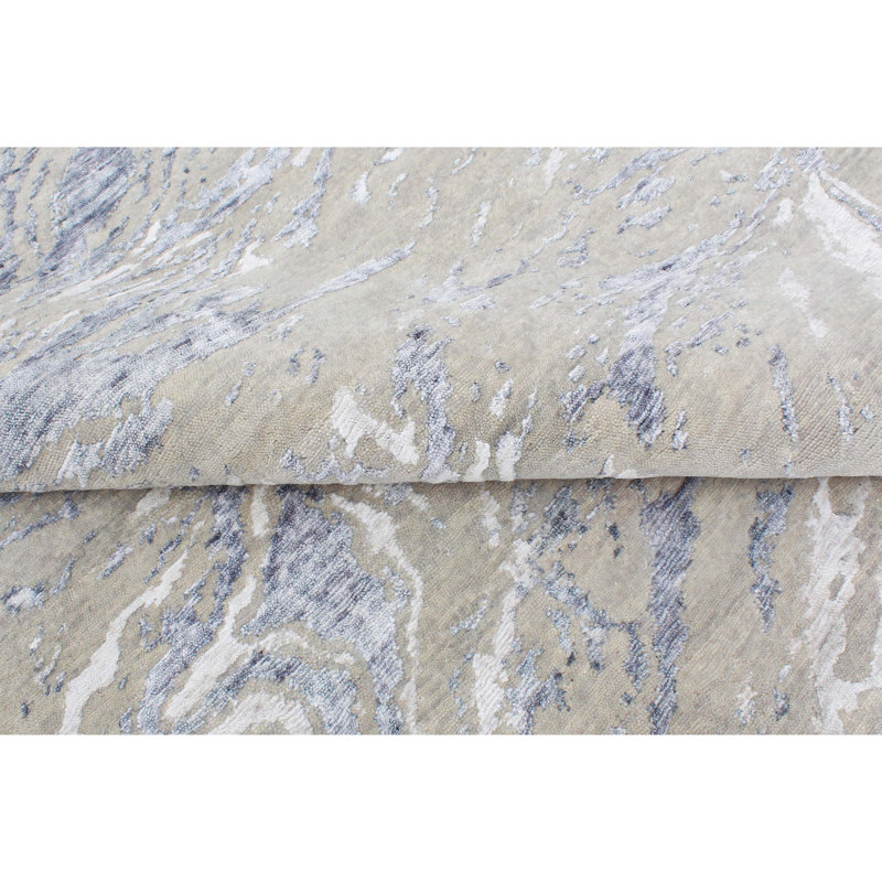 Area Rug in Silver/Grey, Rectangle 12' x 15'
