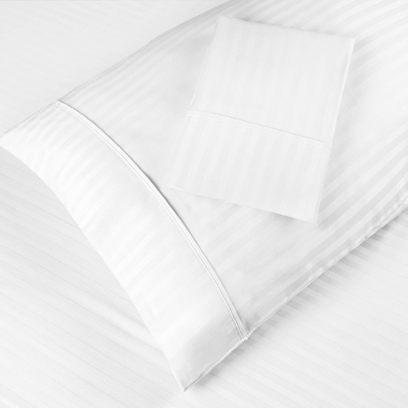 Ensemble de taies d'oreiller rayées en mélange de coton égyptien certifié 400 fils Scotia, Standard, Blanc