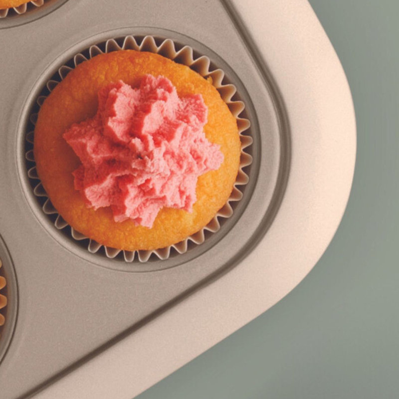 BergHOFF Balance Non-stick Carbon Steel 12-cup Cupcake Pan 2.5"