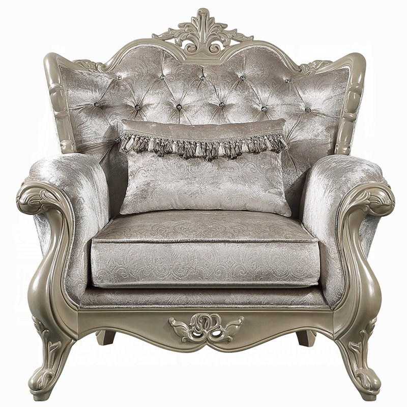 Fauteuil capitonné large de 45 po Bertha