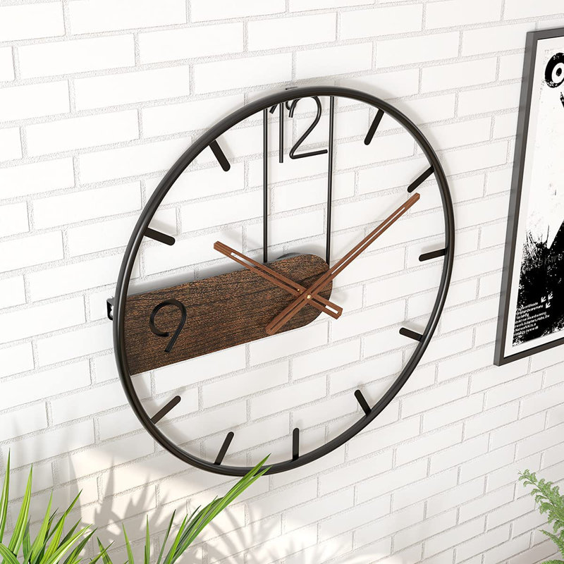 Aahna Metal Wall Clock