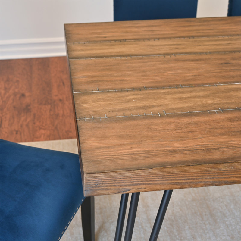 Ensemble de salle à manger Ashzo, table à manger en épingle à cheveux avec chaises, 3 options de couleur, Velours bleu