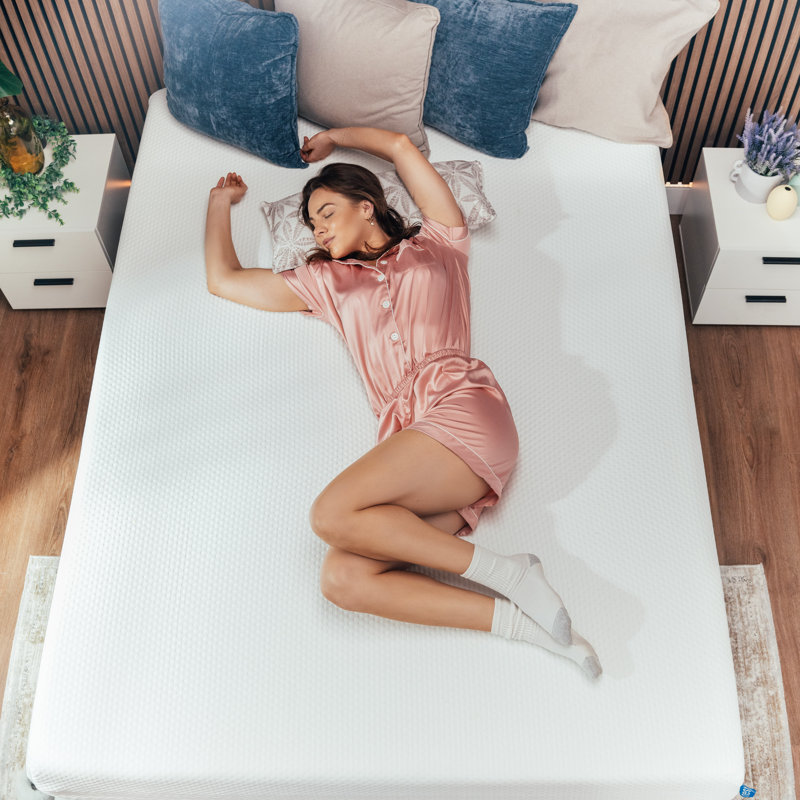 Twin 10-Inch White Memory Foam Mattress with Cooling Gel