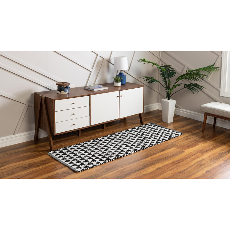 Delannie Geometric Indoor Rug, Runner 2'2" x 6'1"