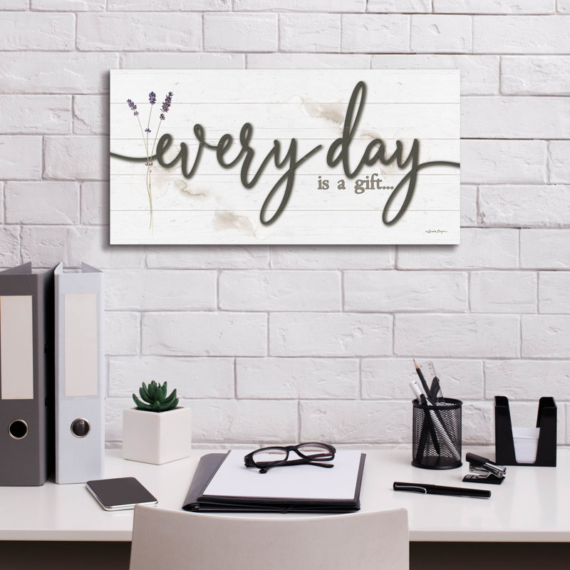  «Every Day Is A Gift» par Susie Boyer, art mural sur toile, 24 po x 12 po