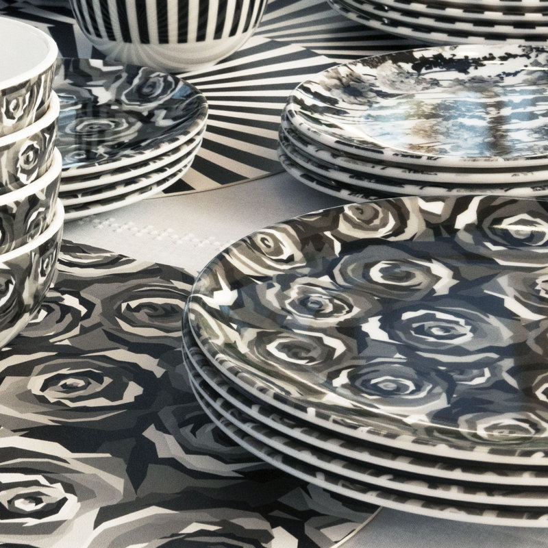 Bol de roses en niveaux de gris, Gris / Blanc
