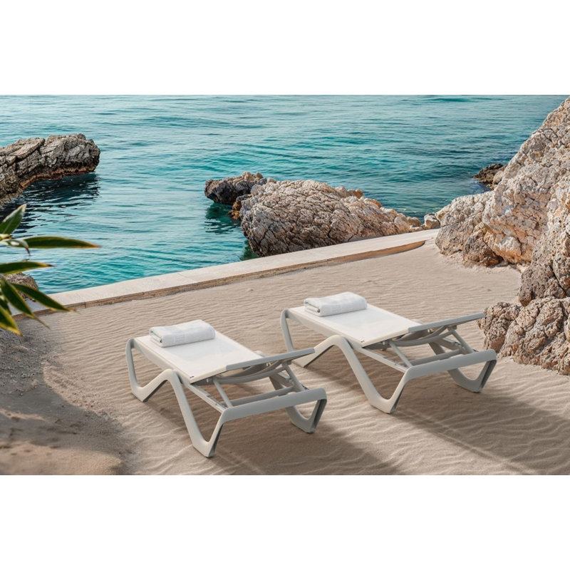 Love Sun Lounger, White