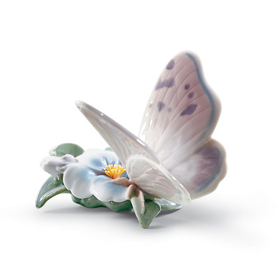 Refreshing Pause Butterfly Figurine -  Lladro, 01006330