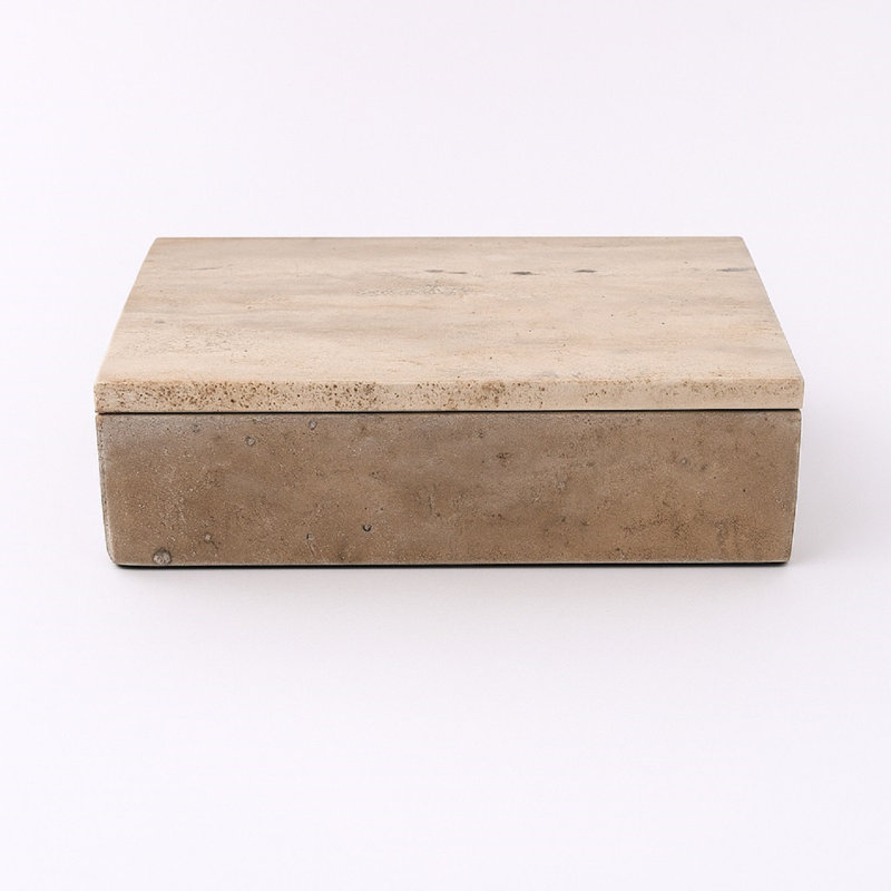 Grande boîte rectangulaire en travertin crème