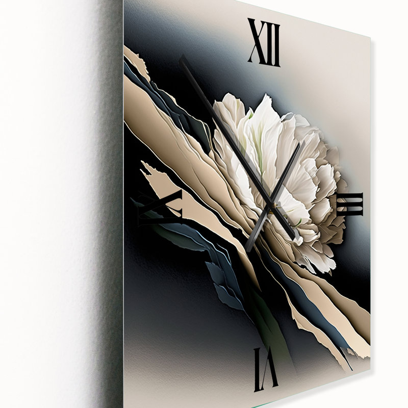Horloge murale pivoine beige hyperréaliste II, H 40 po x l 30 po x P 1 po