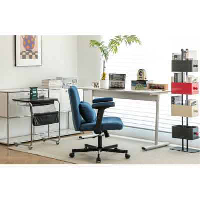 Fauteuil de bureau bleu avec revêtement en lin, siège ergonomique, pivotant à 360°, hauteur réglable, piètement croisé en aluminium, inclinable, revêtement en velours doux, rembourrage en mousse à mémoire de forme pour un confort optimal