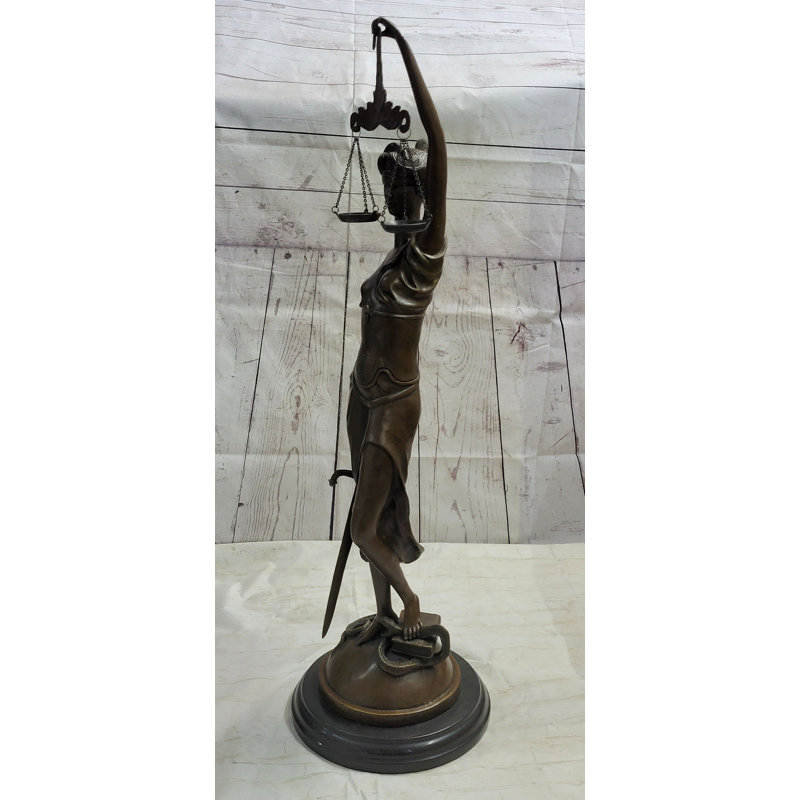 Figurines et sculptures