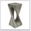 Table d'appoint d'extérieur Twist Shape avec texture semblable au bois, béton léger pour la terrasse, le balcon et la piscine