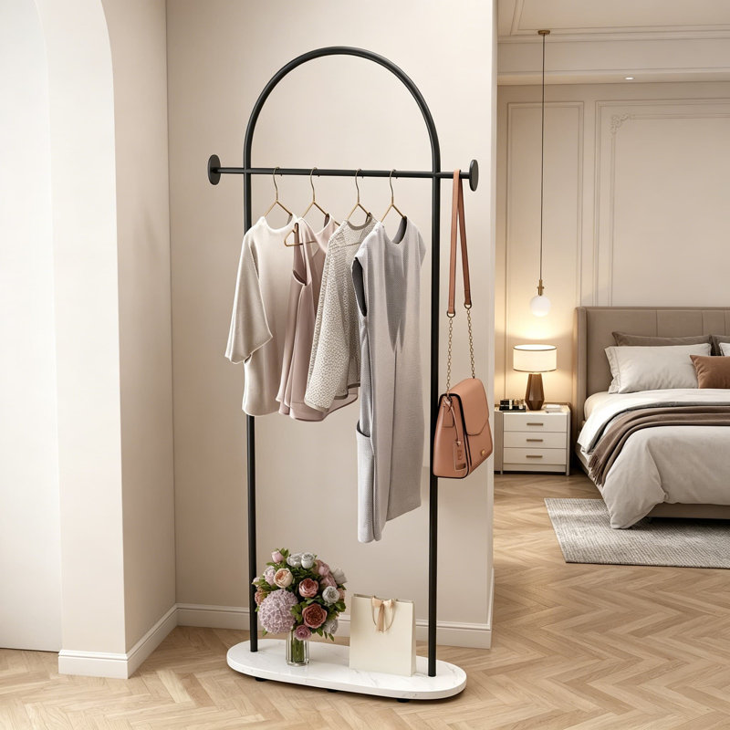 Portemanteau noir robuste avec tablette, portemanteau autoportant moderne avec crochets, porte-vêtements en métal pour vestibule, chambre à coucher, bureau, 23,6 po de longueur