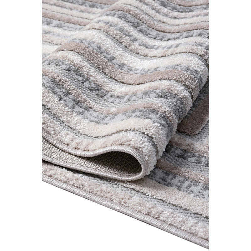 Brye Geometric Machine Made Indoor / Outdoor Area Rug, Rectangle 2'7" x 4'11"