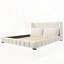 Lit plateforme tapissier avec 2 coussins-128948979-128948976