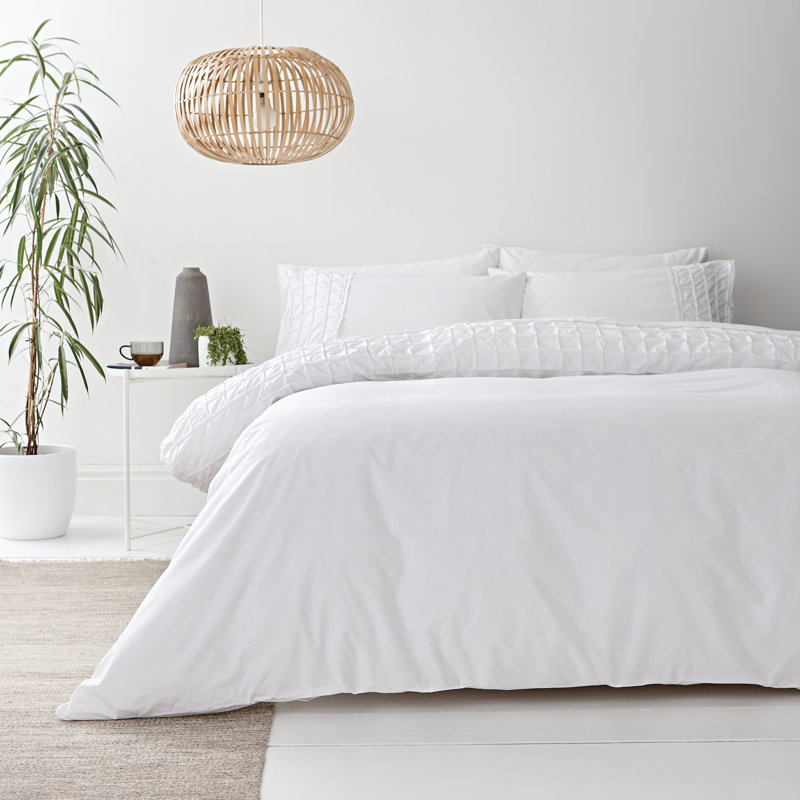 Origami 200 TC Duvet Cover Set, Kingsize Duvet Cover + 2 Standard Pillowcases, White