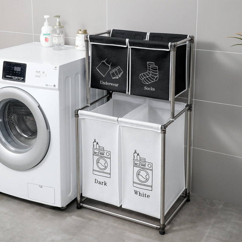 Panier à linge à 4 sections avec bacs supérieurs, structure en métal autoportante, rangement compact et compact