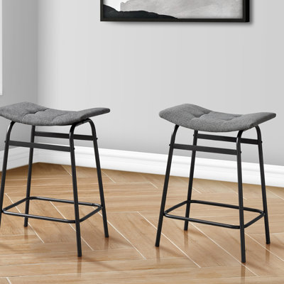 Tabourets de bar contemporains en tissu gris avec pieds en métal noir, ensemble de 2, pour cuisines et bars modernes
