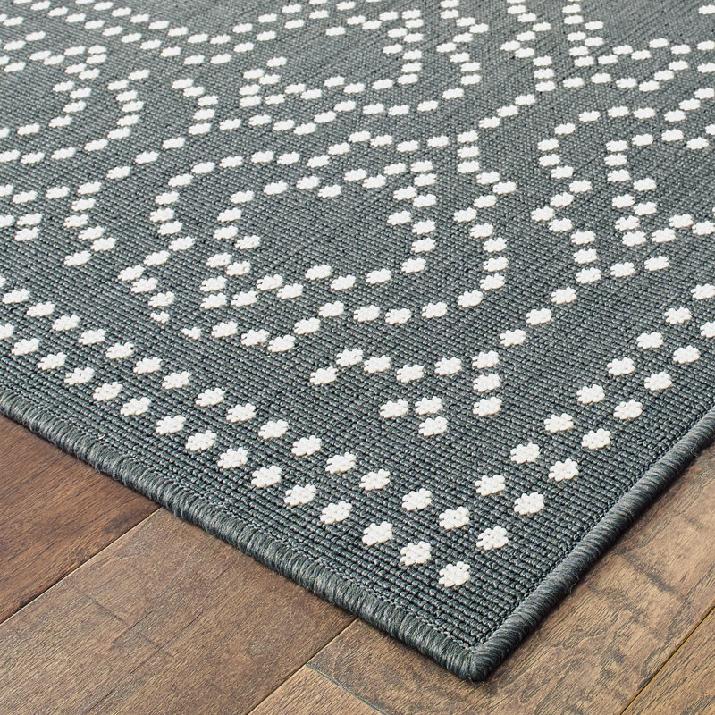 Junor Oriental Indoor / Outdoor Rug, Runner 2'3" x 7'6"