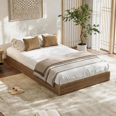 Structure de lit simple TG, lit plateforme en bois avec conception cannelée, base de lit à profil bas, base de lit minimaliste avec bruit, assemblage facile, aucun sommier requis, naturel