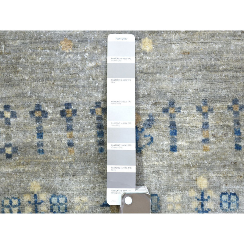 Tapis oriental gris en laine noué à la main 6 pi 1 po x 9 po gris clair et tissage fin Kashkuli Gabbeh
