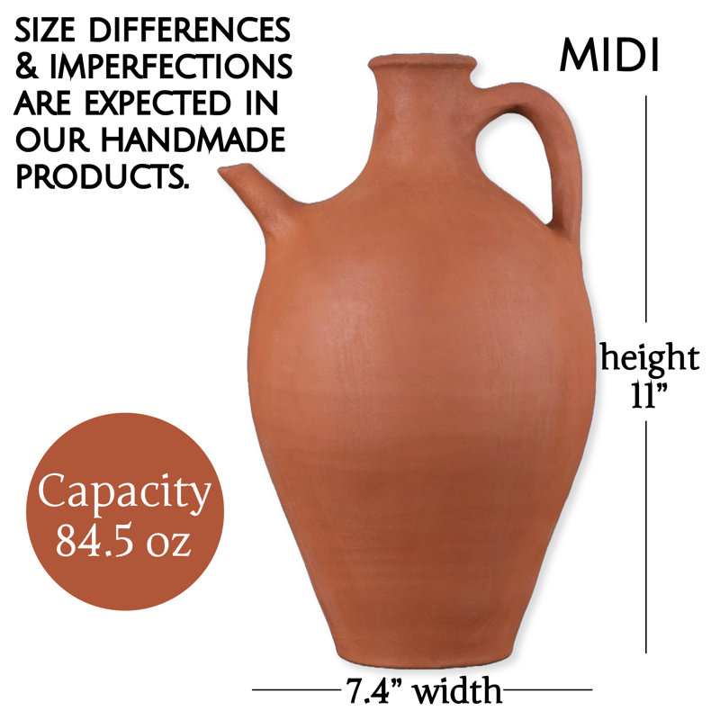 Grand pichet en argile non coulé 4,6 L avec bec Hakan, 155 oz, H 11 po x l 7,4 po x P 5,99 po
