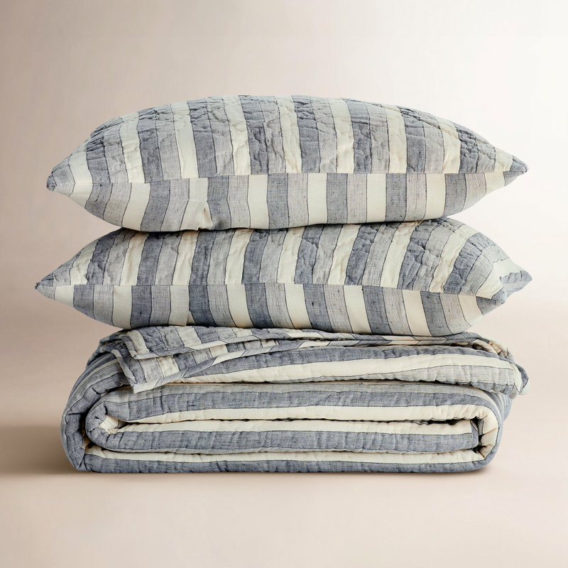 Armond Linen Quilt, King Quilt + 2 Shams