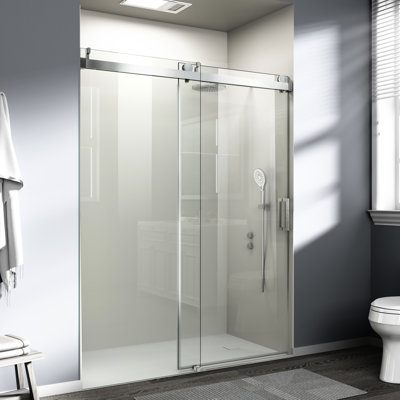 Porte de douche coulissante simple de 56 po à 60 po de largeur, verre trempé de 1/4 po de 6 mm avec film, tampon de fermeture en douceur, cadre en aluminium renforcé, verre résistant à l'installation à gauche ou à droite, système de tampon de fermeture, cadre revêtu