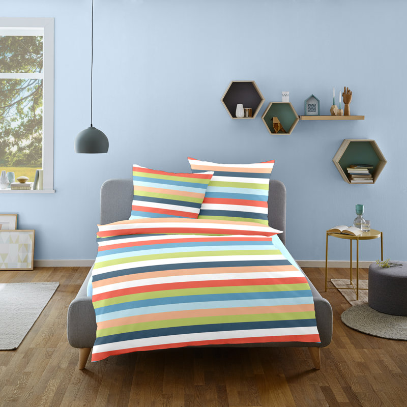 Summer Delight Striped Duvet Cover Set with Pillowcases