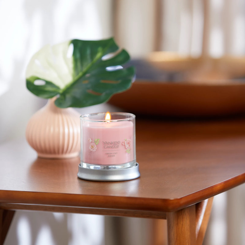 Signature Fresh Cut Roses Scented Tumbler Candle, Small
