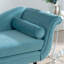 Chaise longue en velours avec accoudoirs à volutes et coussin incurvé-207942261-207942262