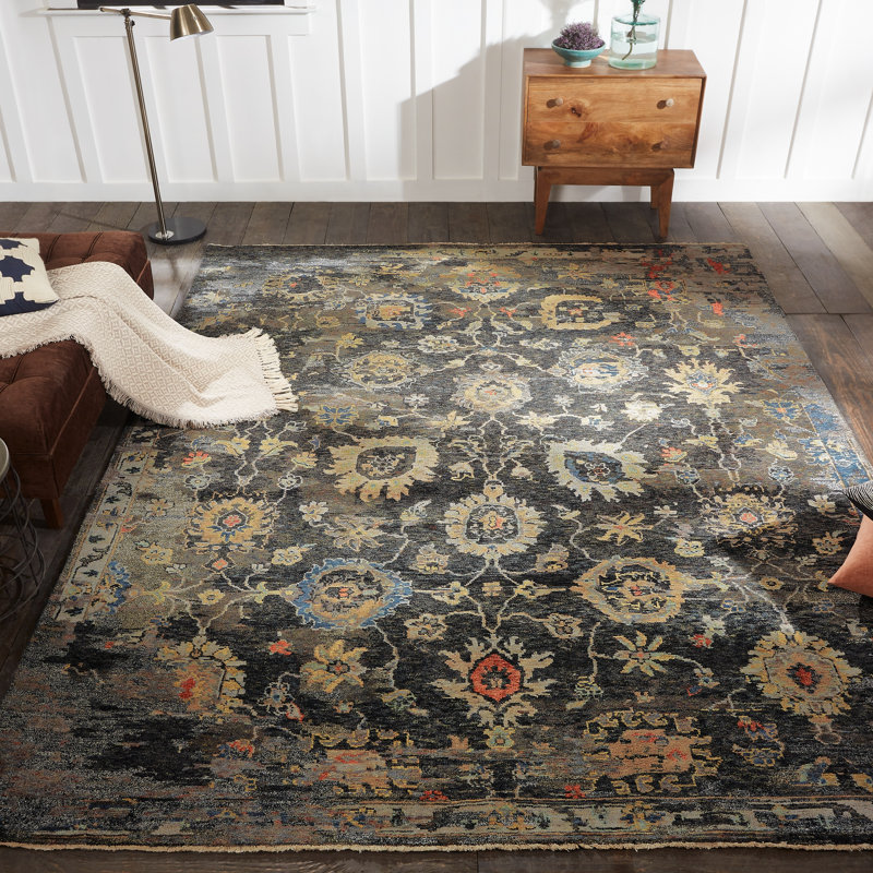 Tapis noué à la main à motif de fleurs noires Johannes, Rectangle 6 pi x 9 pi