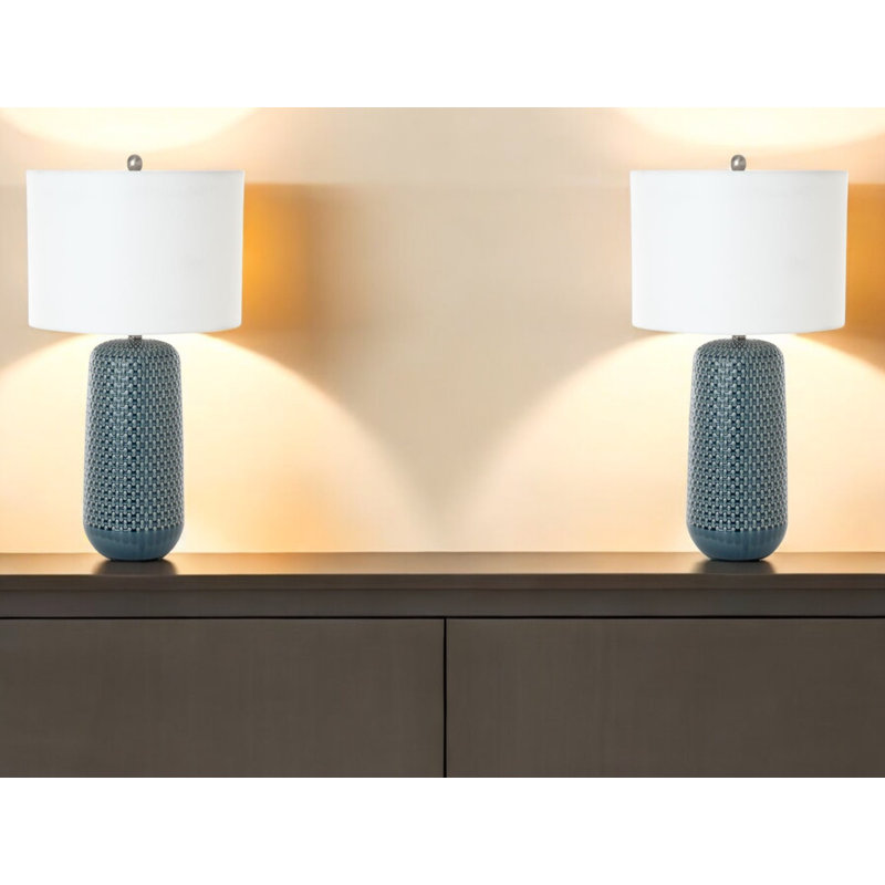 Ensemble de deux lampes de table géométriques en céramique bleues de 30 po avec abat-jour tambour blanc