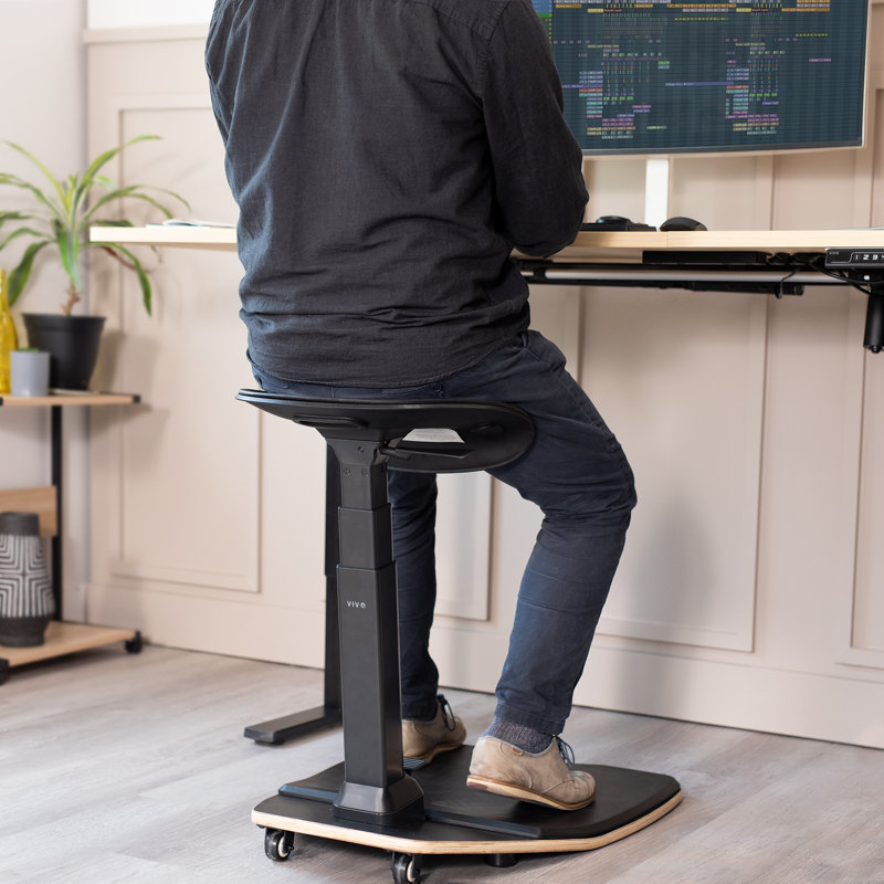 Black Ergonomic Leaning Chair with Anti-Fatigue Mat