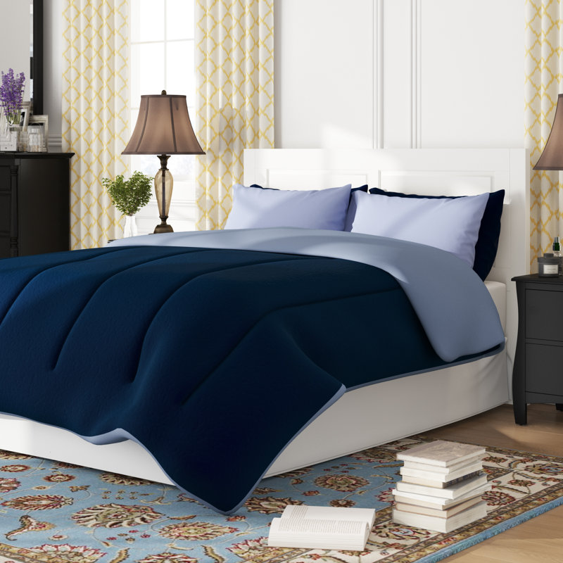 Traditional Polyester Comforter, Ebony / Khaki, King