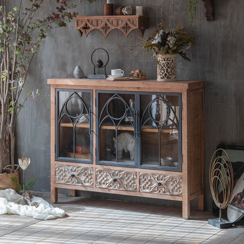 Buffet en bois massif