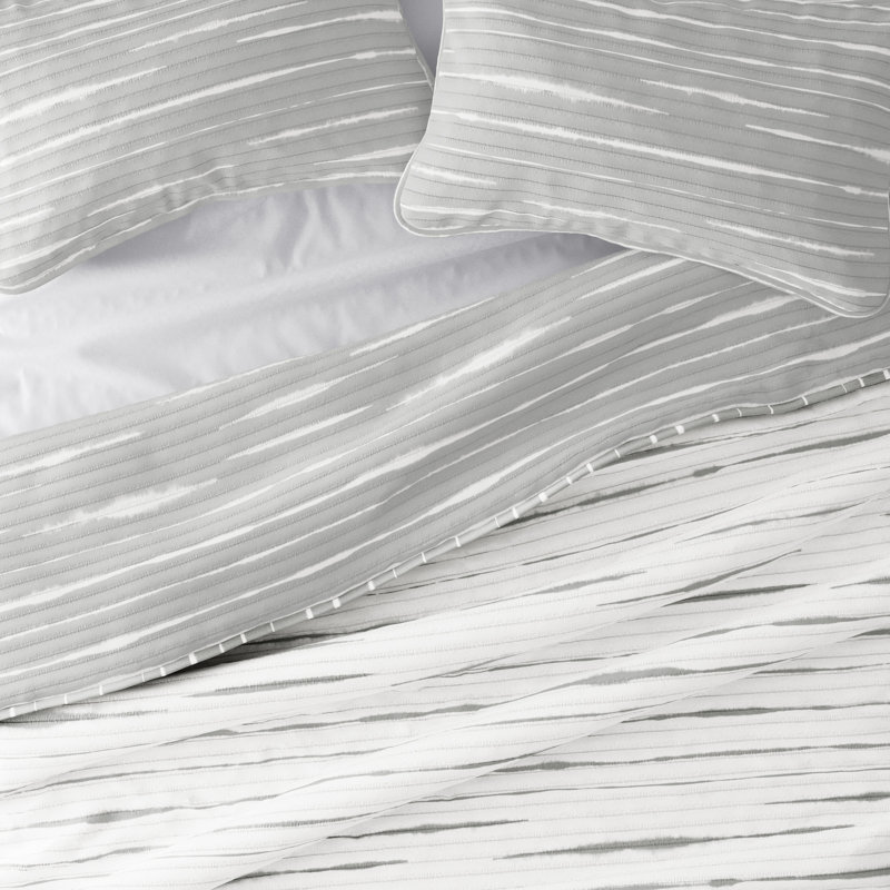 Light Gray Full Microfiber Reversible Quilt Set